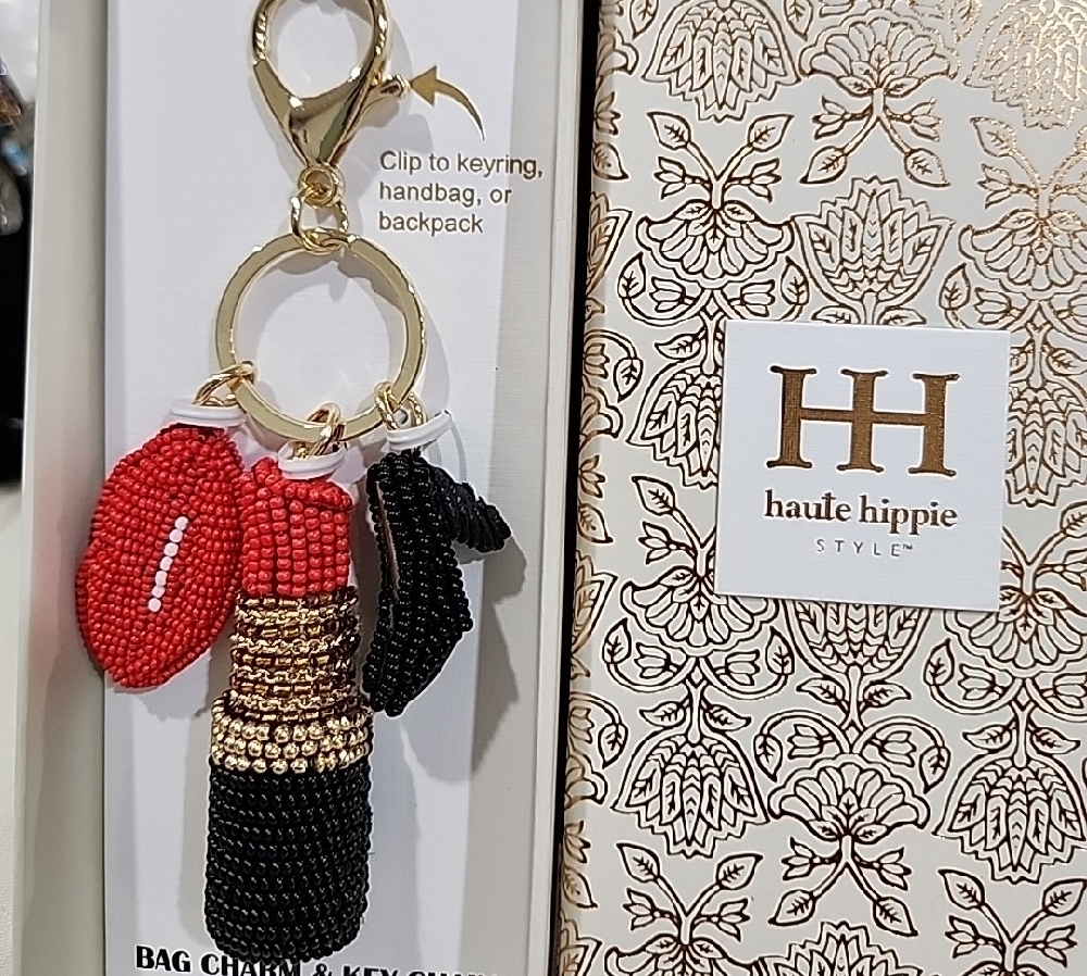 ❤️▪️Haute Hippie▪️Red and Black Hand Beaded Beauty Keychain & Bag Charm - Picture 5 of 5
